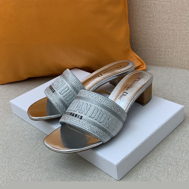 ch**an D*or slippers